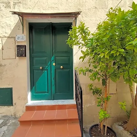 Nei Sassi Da Nino Oda ve Kahvaltı