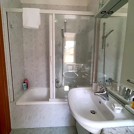 Nei Sassi Da Nino Oda ve Kahvaltı Matera